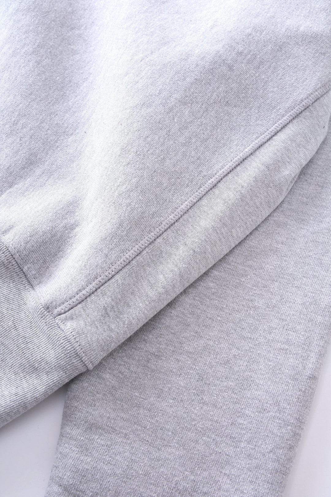 Super Weight Crewneck - Heather Grey