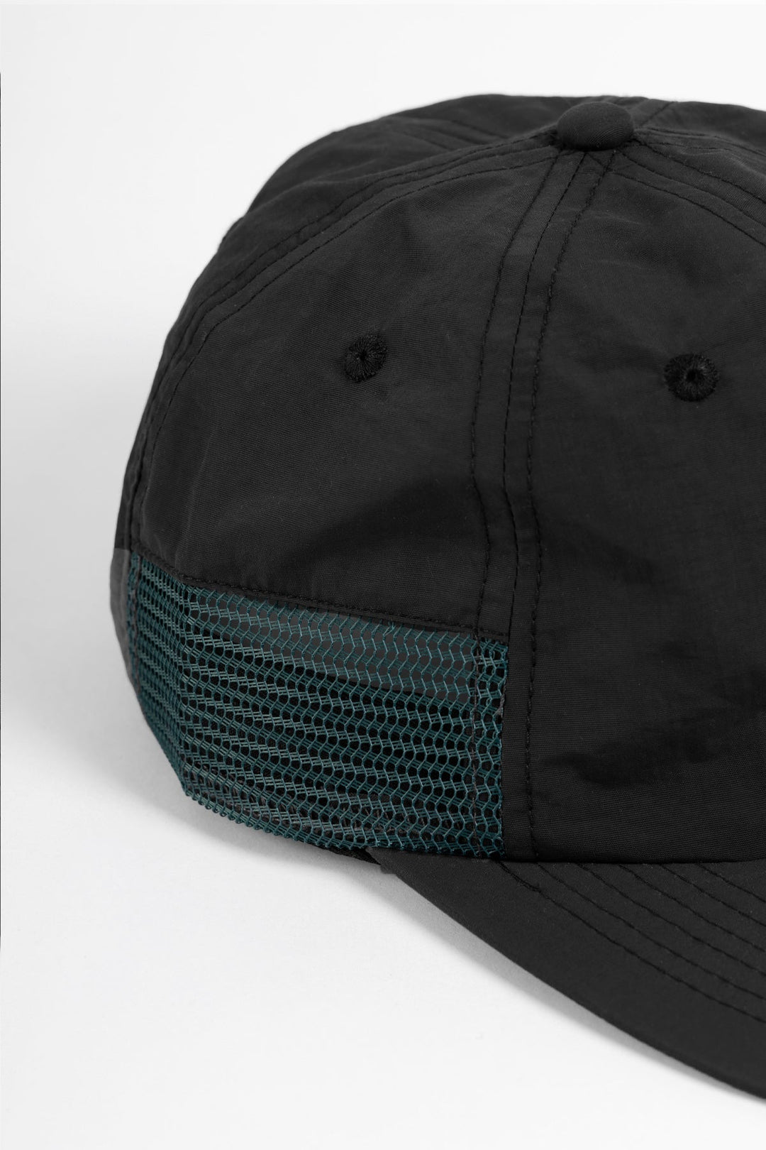 Perfect Nylon 6 Panel Mesh Cap - Black
